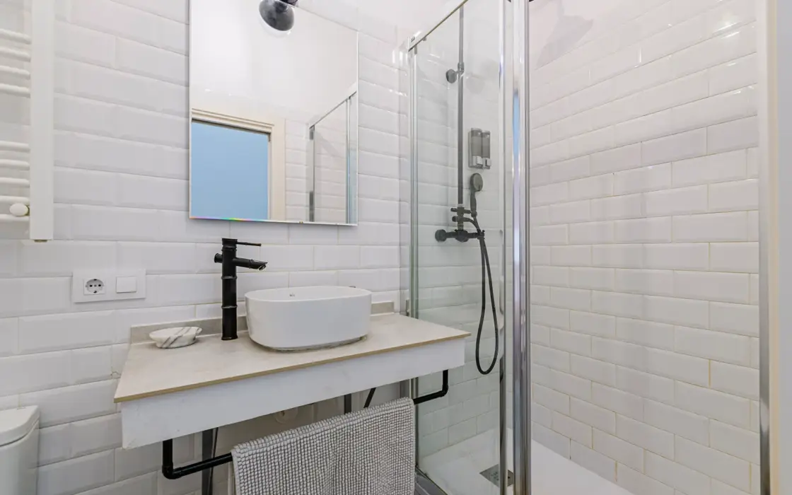 Елегантна квартира з терасою в Барселоні 137 кв.м