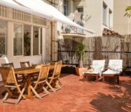 Елегантна квартира з терасою в центрі Барселони 4 кімнати