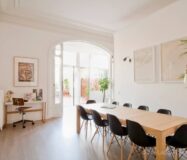 Елегантна квартира з терасою в центрі Барселони 4 кімнати