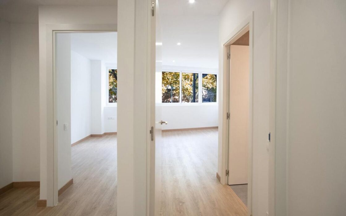 Стильная квартира у моря в Барселоне, 2 спальни, после реновации