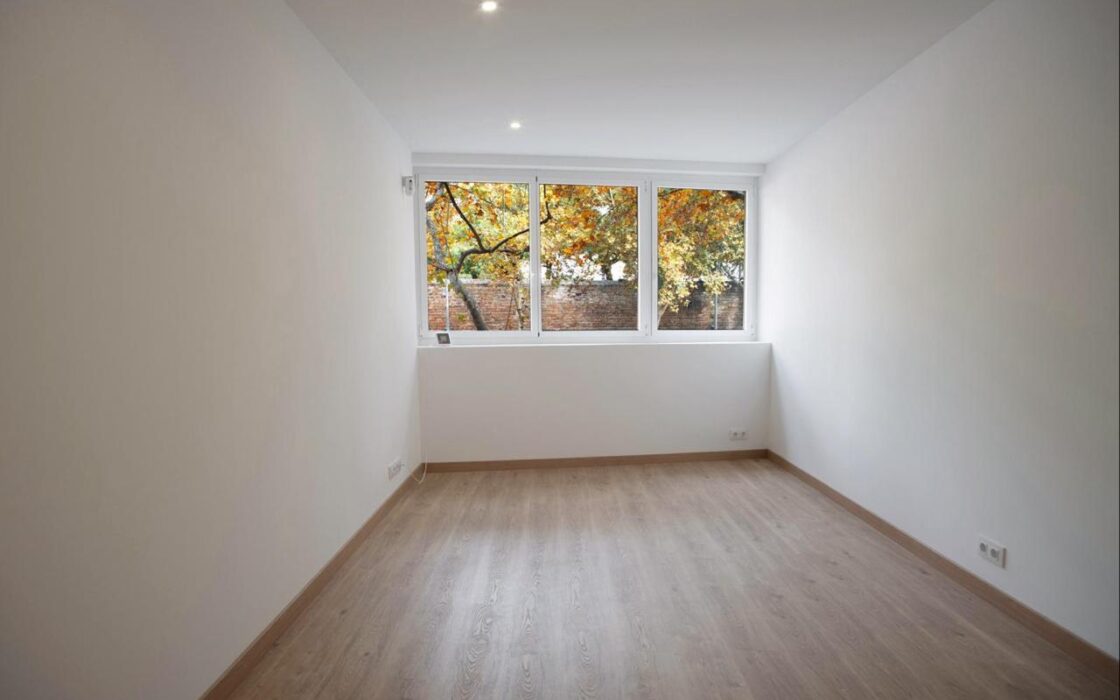 Елегантна квартира 75 кв.м у моря в Барселоні