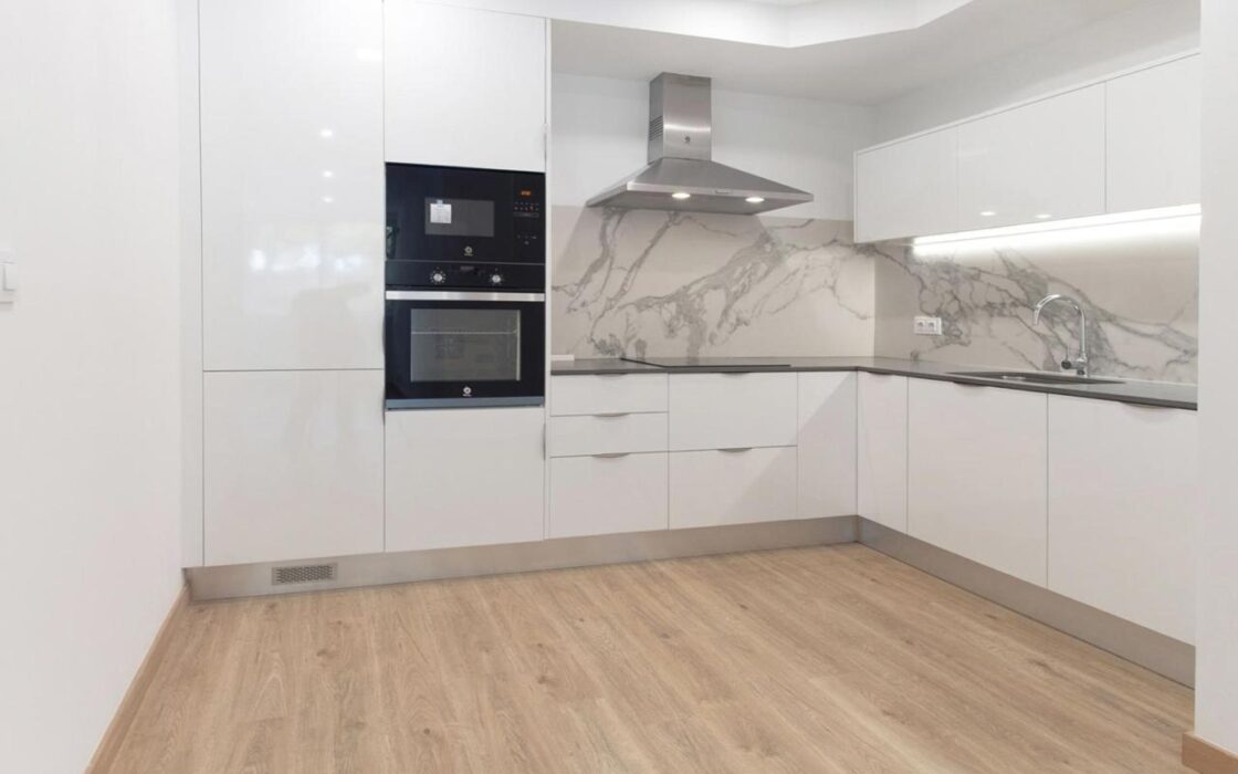 Елегантна квартира 75 кв.м у моря в Барселоні