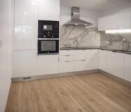 Елегантна квартира 75 кв.м у моря в Барселоні