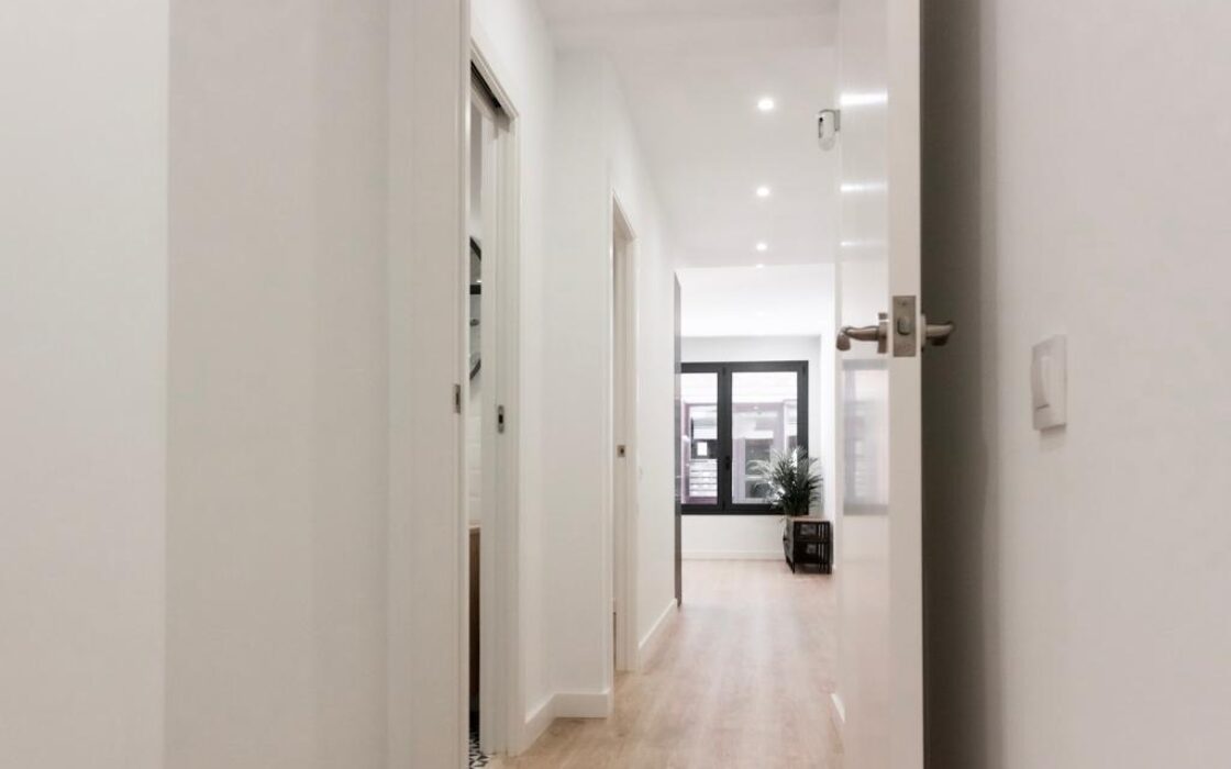 Квартира з 2 спальнями в Сантс-Монжуїке, Барселона