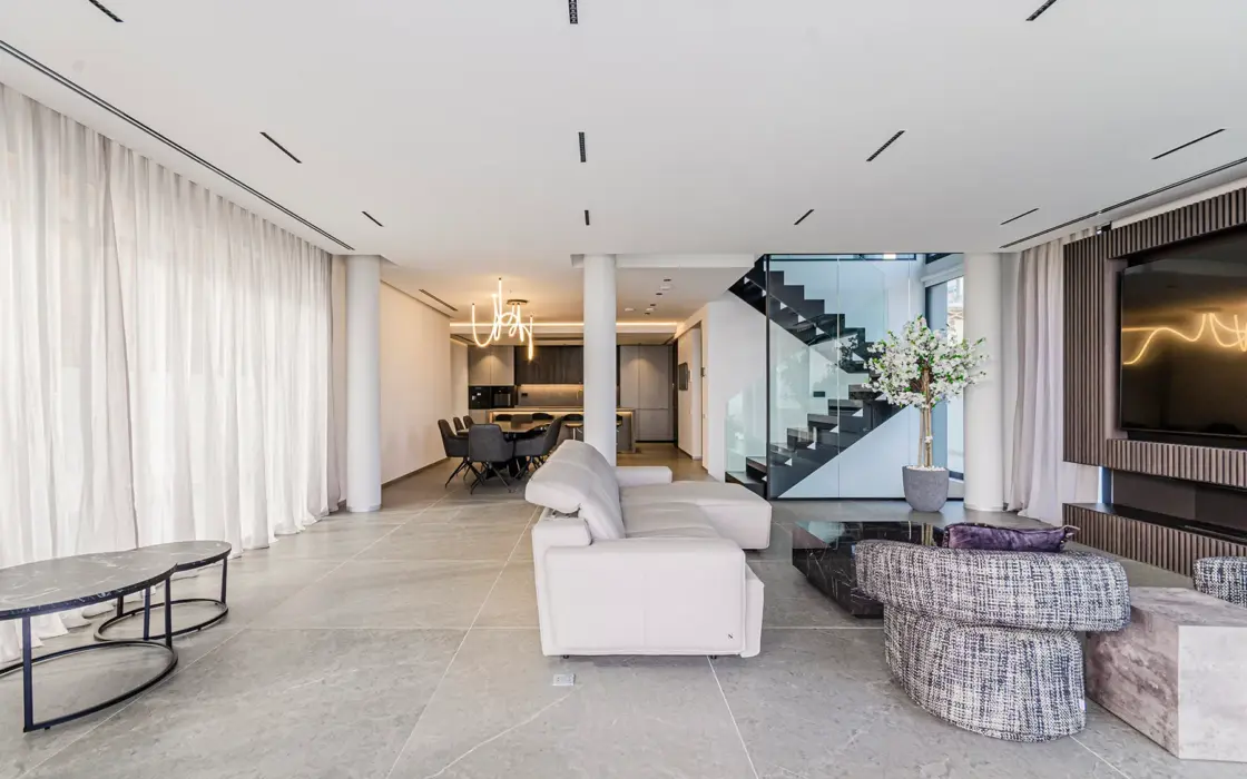 Розкішна вілла 710 кв.м з терасою в Саррії, Барселона