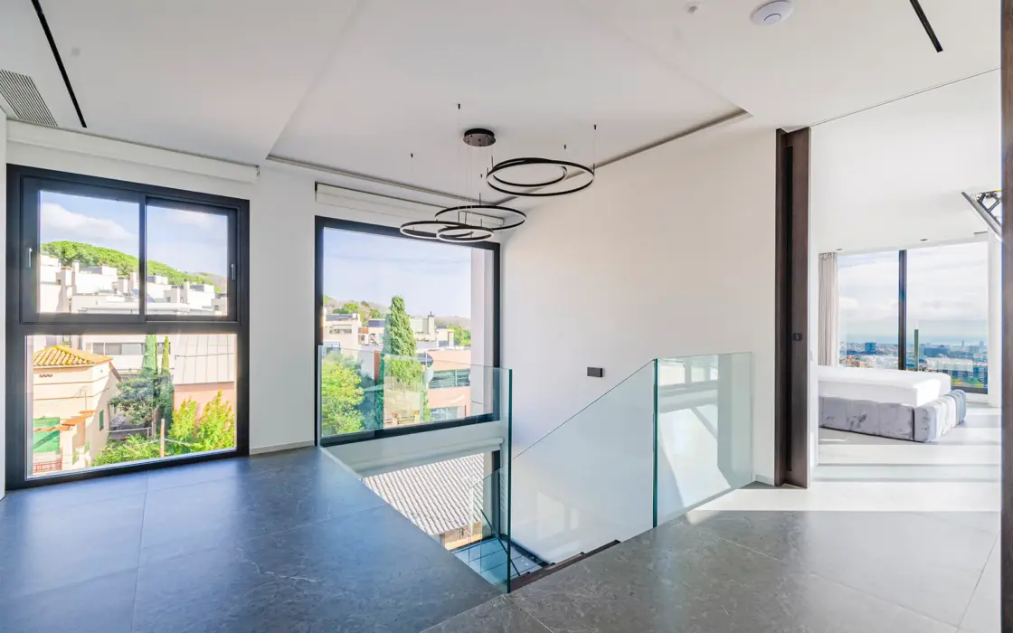 Розкішна вілла 710 кв.м з терасою в Саррії, Барселона