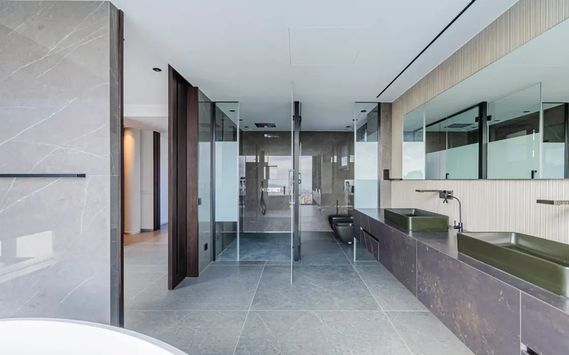 Розкішна вілла 710 кв.м з терасою в Саррії, Барселона