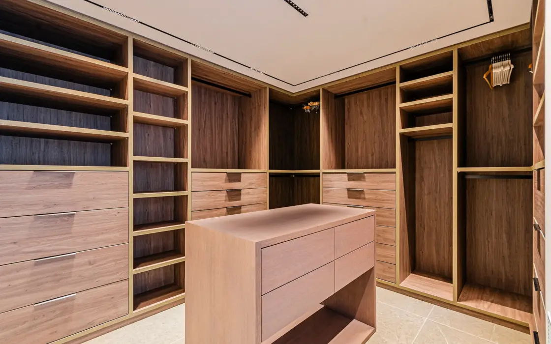 Розкішна вілла 710 кв.м з терасою в Саррії, Барселона