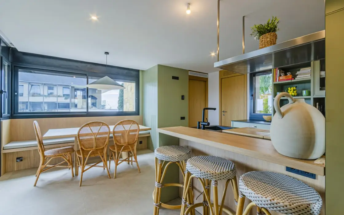 Элитная вилла с панорамным видом в Педральбесе, Барселона