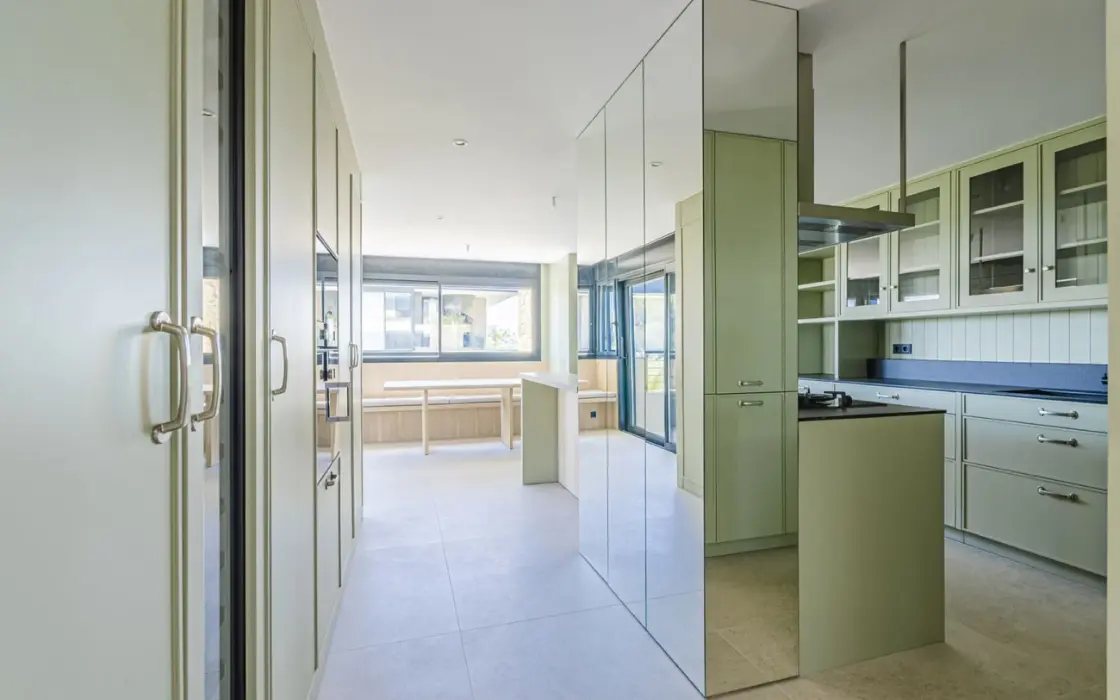 Элитная вилла с панорамным видом в Педральбесе, Барселона