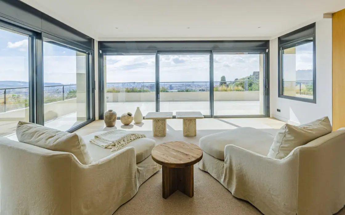 Элитная вилла с панорамным видом в Педральбесе, Барселона