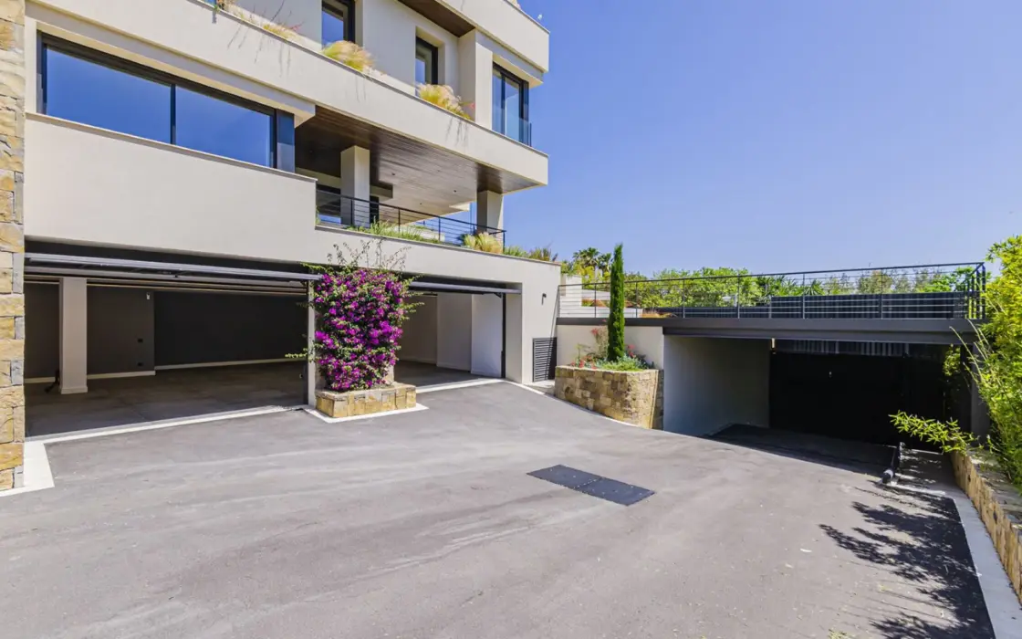 Элитная вилла с панорамным видом в Педральбесе, Барселона