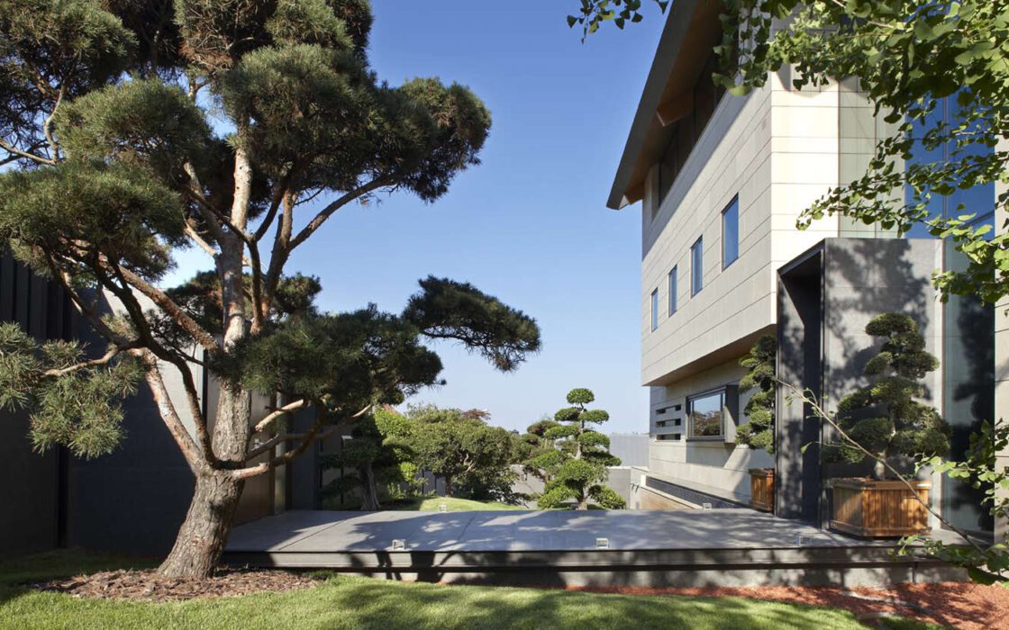 Престижна вілла в Педральбесі з терасою та панорамним видом