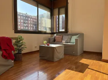 Квартира 80 кв.м в Побленоу рядом с пляжем и метро