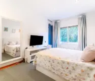 Світла квартира 95 кв.м з терасою в Барселоні Ейшампле