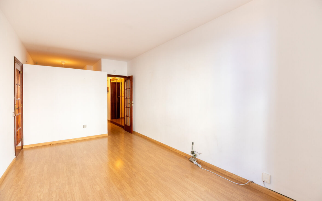 Квартира 60 кв.м в районе Les Corts, Барселона с хорошим ремонтом