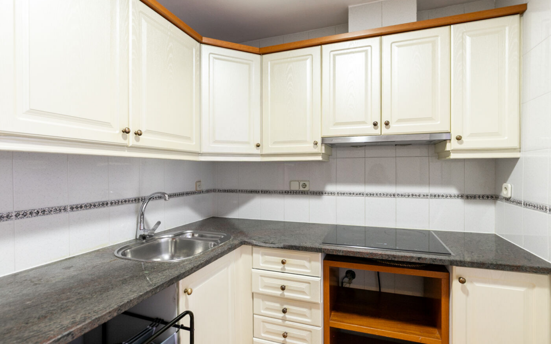 Квартира 60 кв.м в районе Les Corts, Барселона с хорошим ремонтом