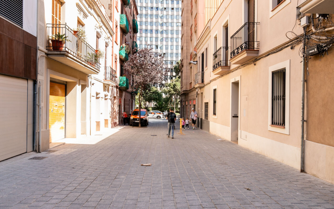 Квартира 60 кв.м в районе Les Corts, Барселона с хорошим ремонтом