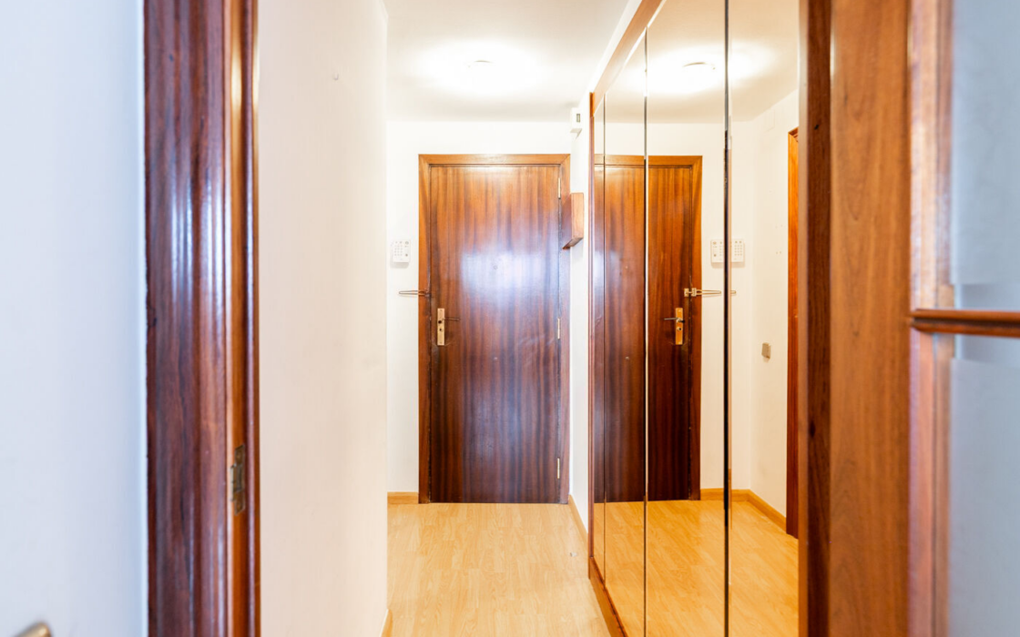 Квартира 60 кв.м в районе Les Corts, Барселона с хорошим ремонтом