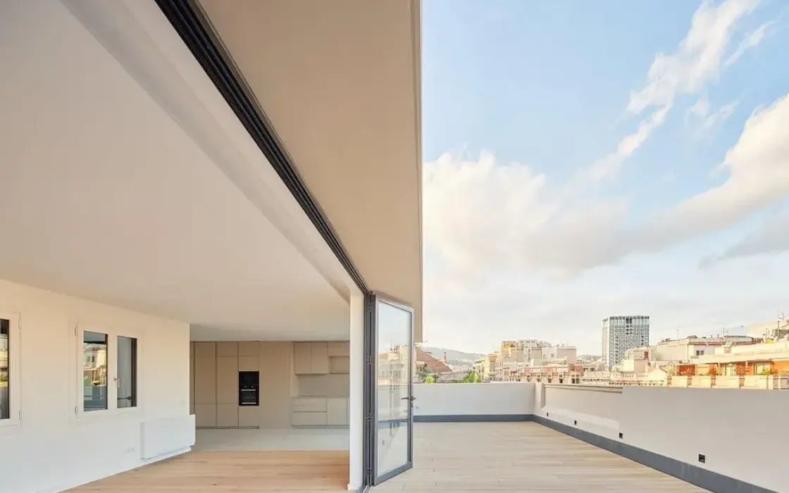 Отреставрированные квартиры с террасами в Барселоне