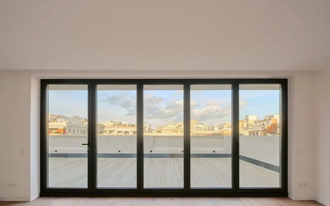 Отреставрированные квартиры с террасами в Барселоне