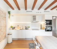 Історична квартира з терасою в Готичному кварталі Барселони