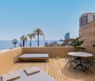 Квартира у моря с балконом в Барселонете, 70 кв.м, терраса