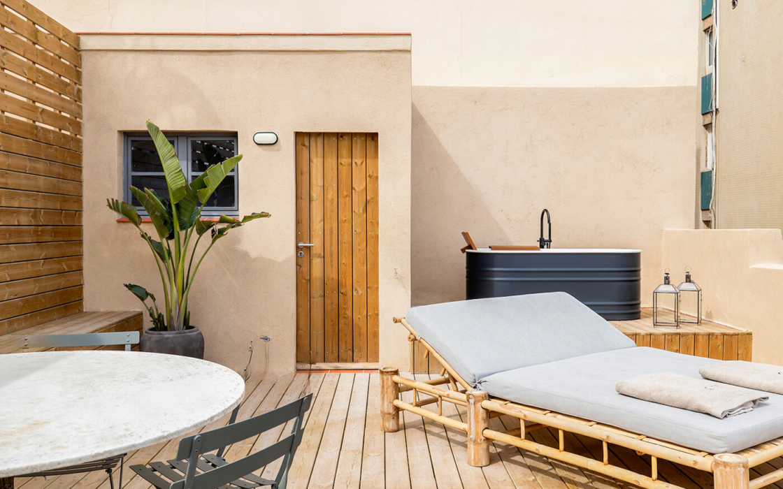 Квартира у моря с балконом в Барселонете, 70 кв.м, терраса