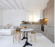 Квартира у моря с балконом в Барселонете, 70 кв.м, терраса