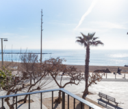 Квартира у моря с балконом в Барселонете, 70 кв.м, терраса