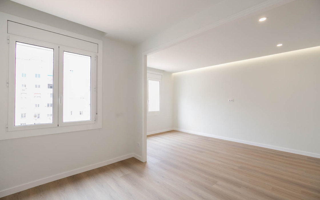 Квартира в Ешампле, 70 кв.м, близько до Сагради Фамілія