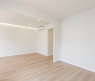 Квартира в Ешампле, 70 кв.м, близько до Сагради Фамілія