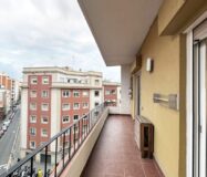 Світла квартира з балконом у Барселоні, 3 спальні