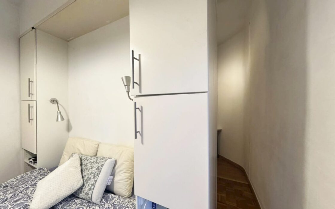 Світла квартира з балконом у Барселоні, 3 спальні