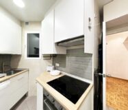 Світла квартира з балконом у Барселоні, 3 спальні