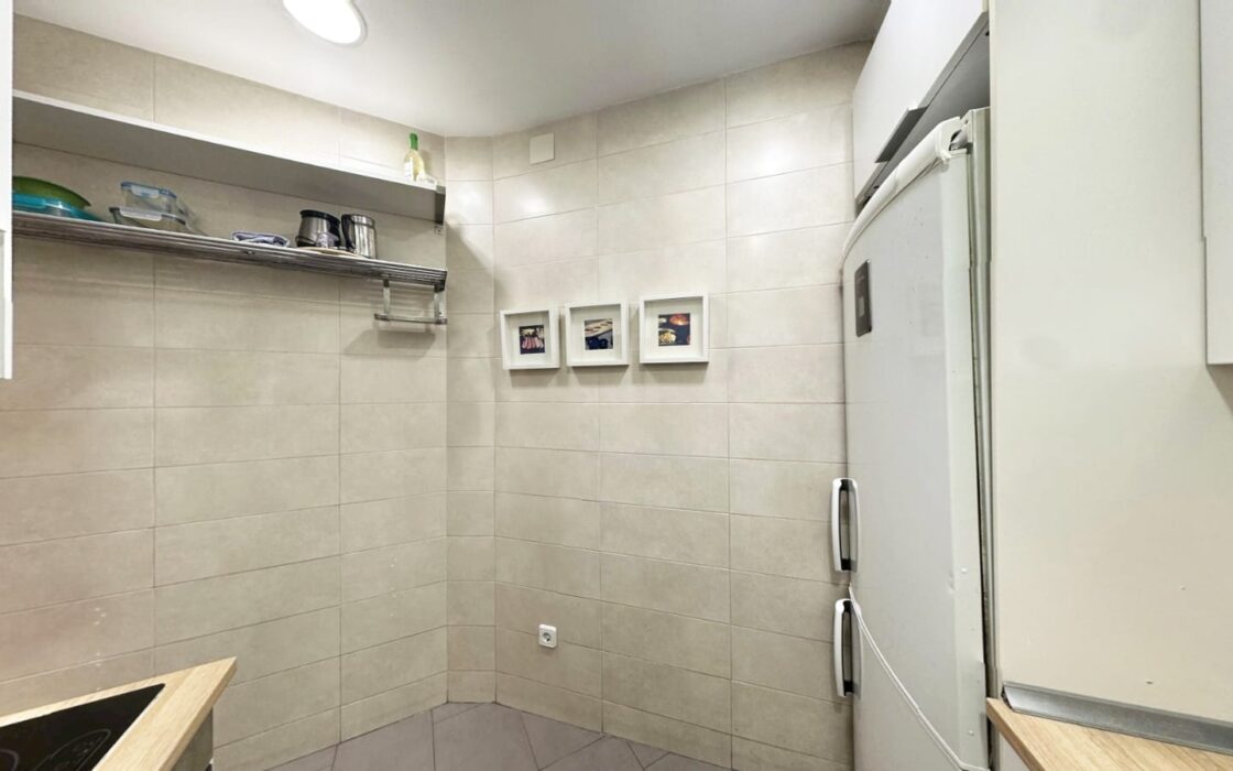 Світла квартира з балконом у Барселоні, 3 спальні