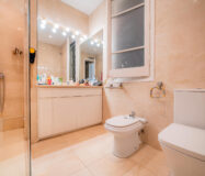 Просторная квартира с террасой в Эшампле, Барселона 159 кв.м