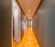 Просторная квартира с террасой в Эшампле, Барселона 159 кв.м