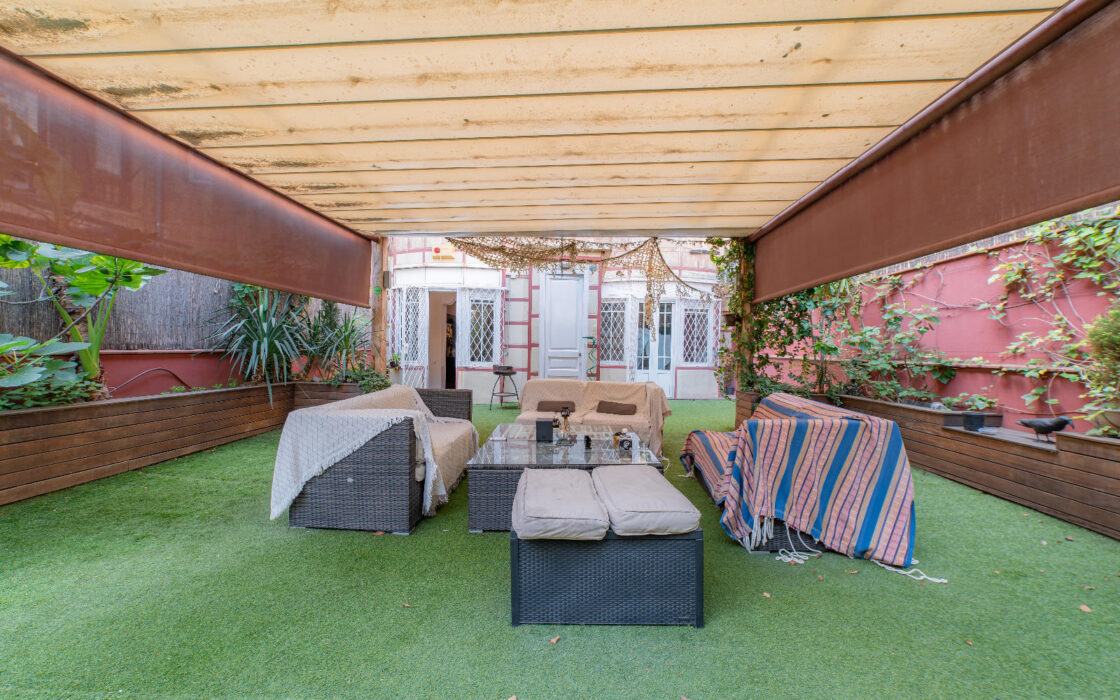 Просторная квартира с террасой в Эшампле, Барселона 159 кв.м