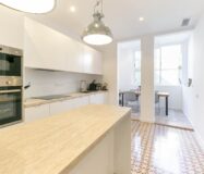 Квартира 77 кв.м в Побленоу, Барселона, после ремонта