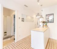 Квартира 77 кв.м в Побленоу, Барселона, после ремонта