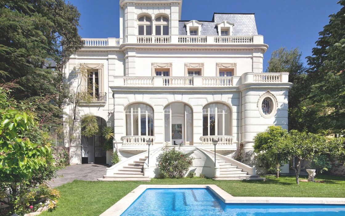 Елітний особняк з садом у Педральбесі, Барселона 1048 кв.м