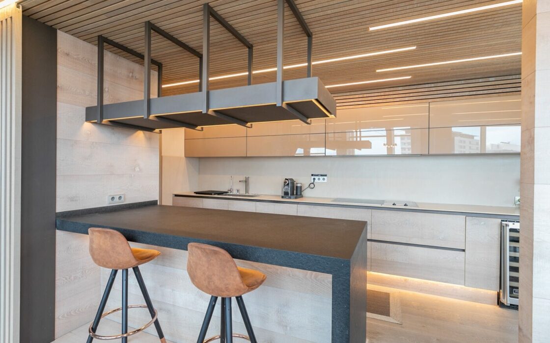 Дуплекс-пентхаус з терасами та морським видом у Барселоні