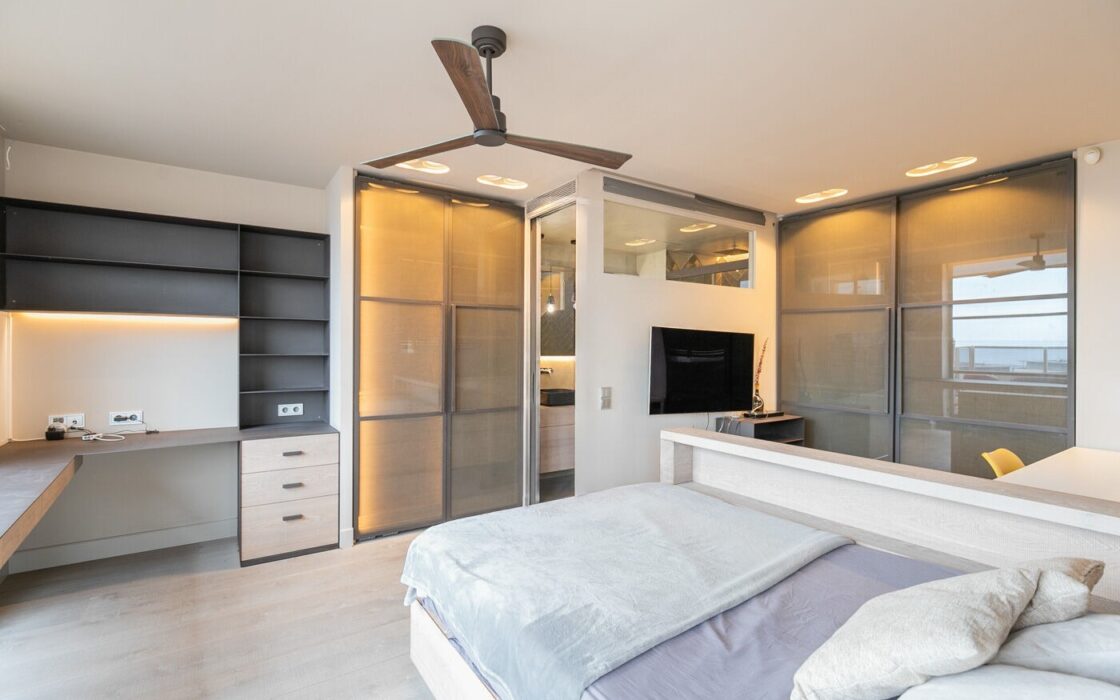 Дуплекс-пентхаус з терасами та морським видом у Барселоні