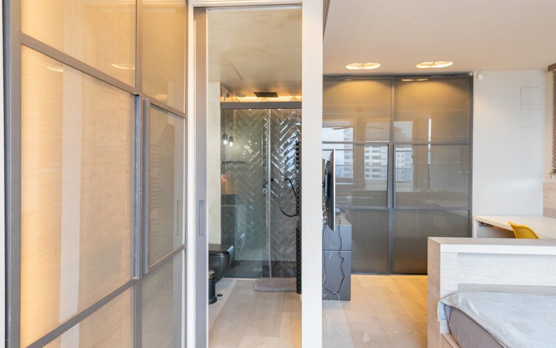 Дуплекс-пентхаус з терасами та морським видом у Барселоні