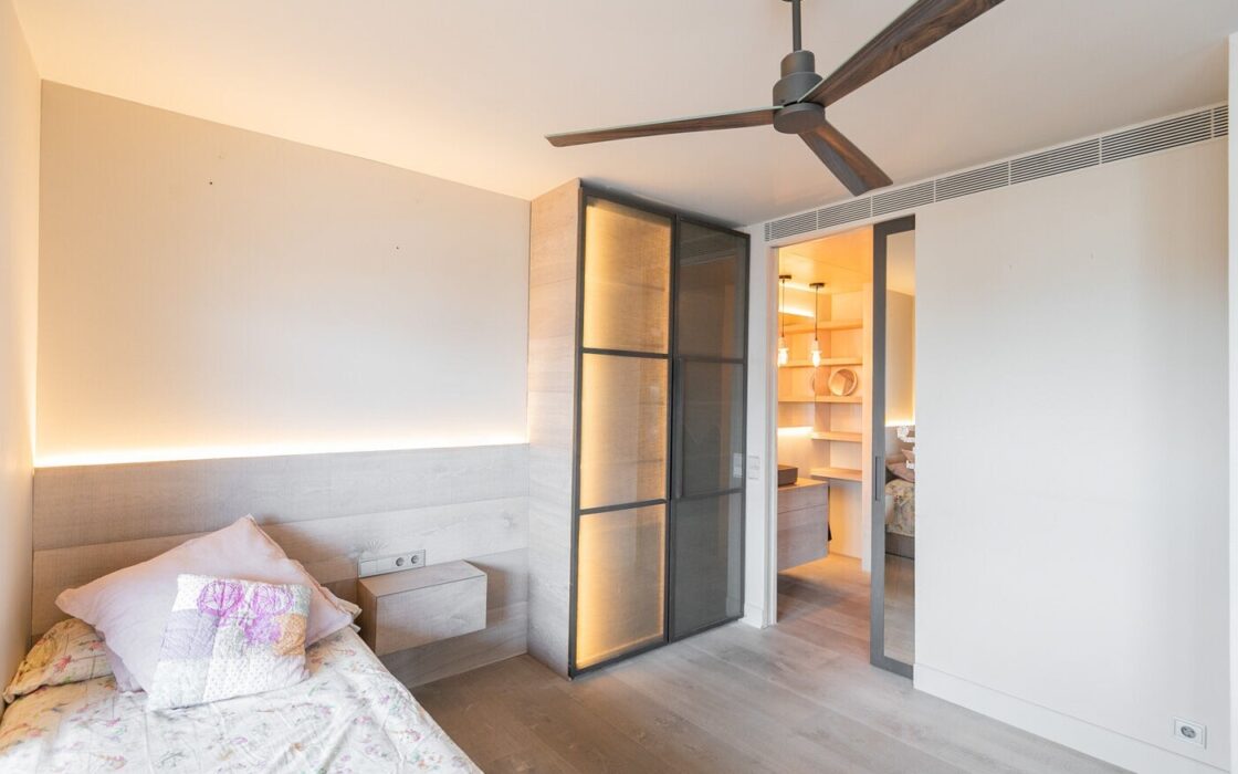 Дуплекс-пентхаус з терасами та морським видом у Барселоні