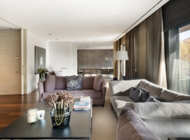 Просторная квартира с террасой в Барселоне 492 кв.м 4 комнаты