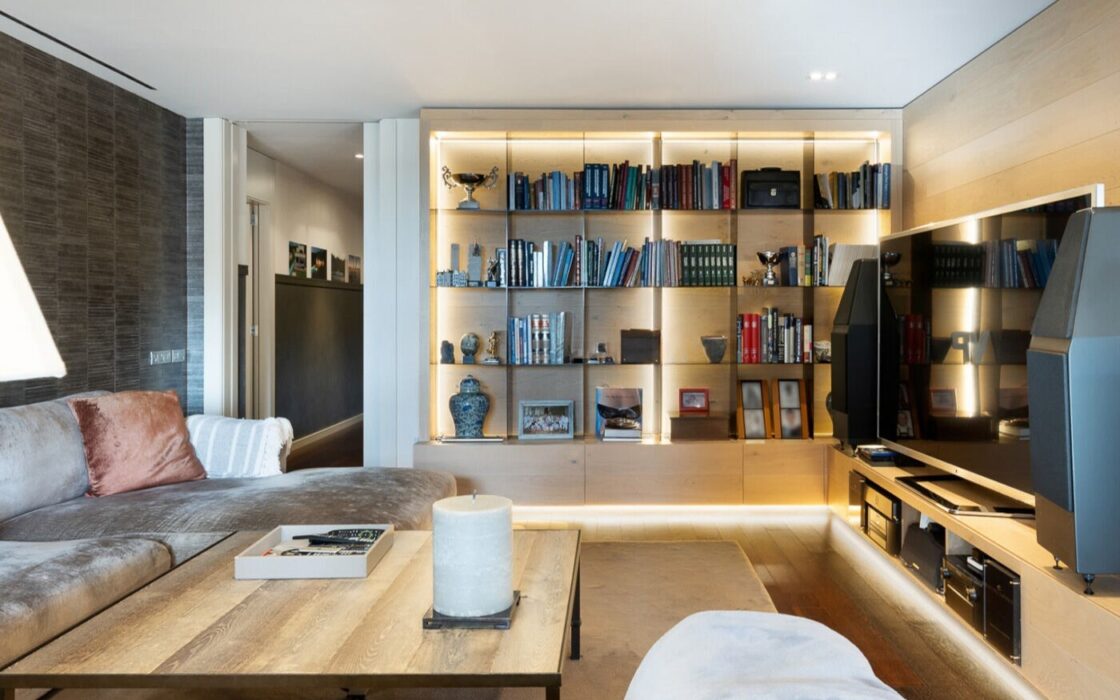 Просторная квартира с террасой в Барселоне 492 кв.м 4 комнаты