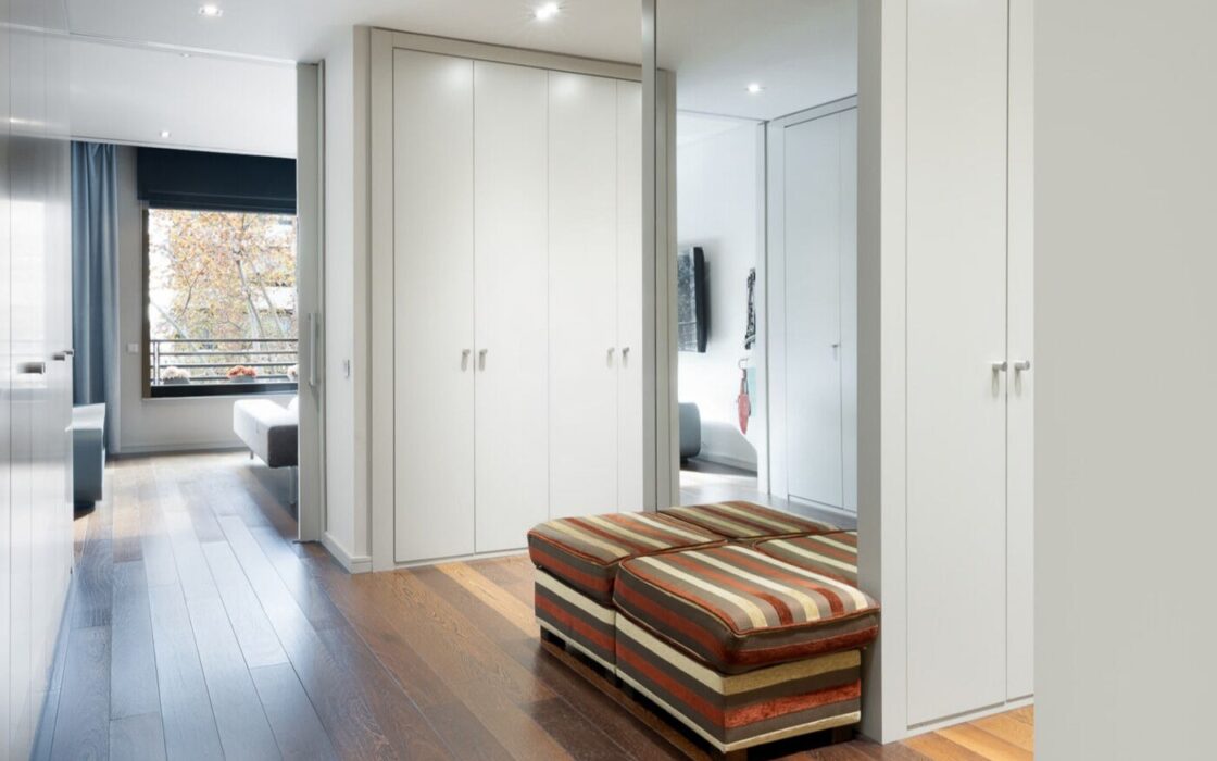 Просторная квартира с террасой в Барселоне 492 кв.м 4 комнаты