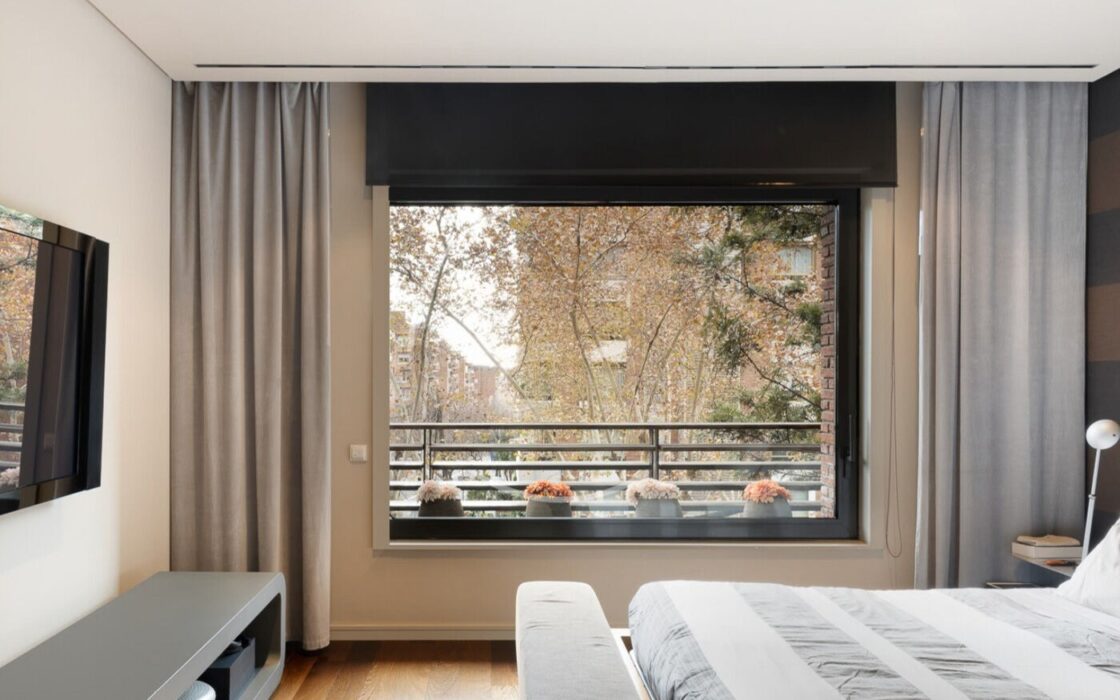 Просторная квартира с террасой в Барселоне 492 кв.м 4 комнаты